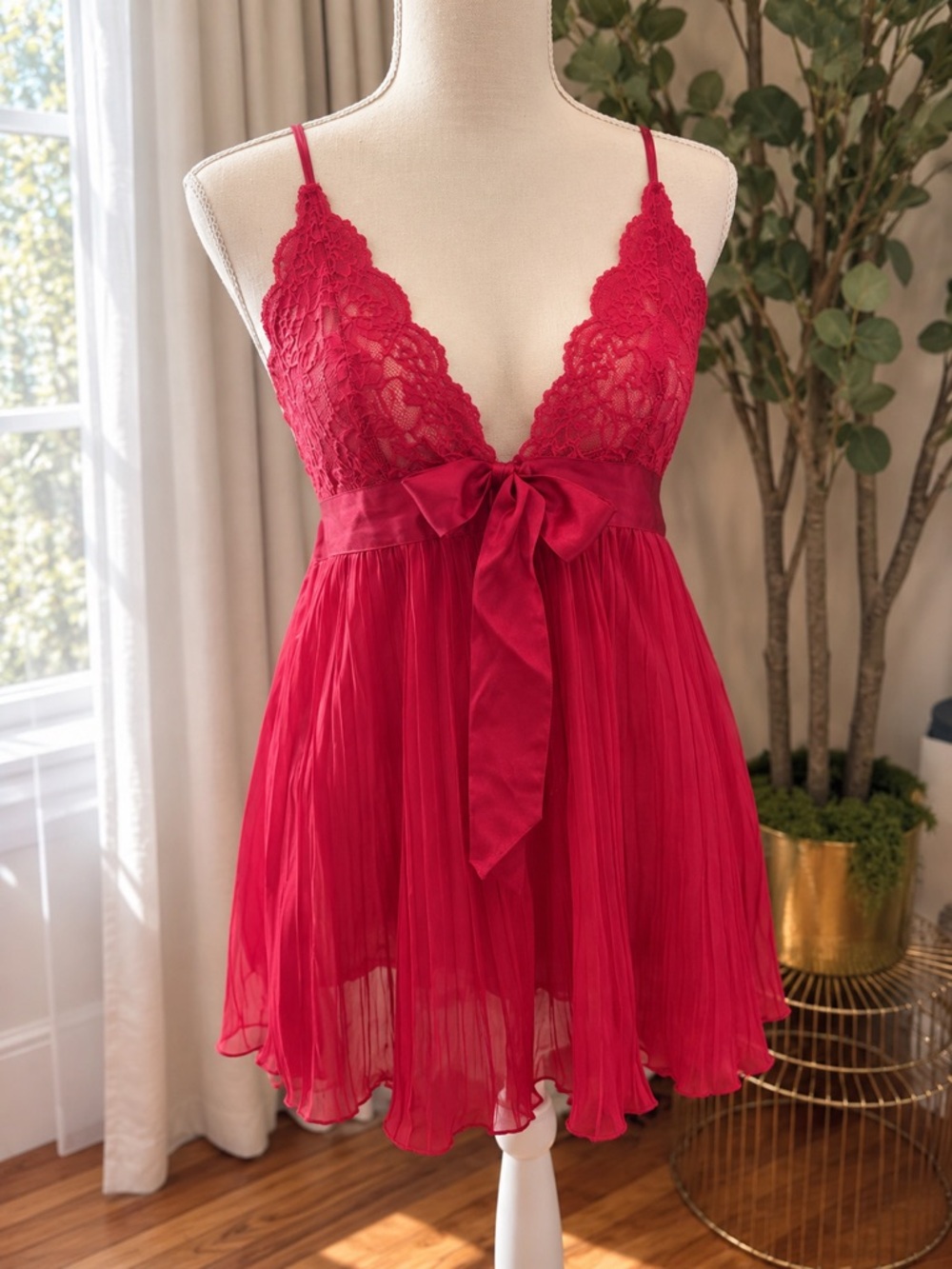 Vintage Mystique Intimates Red Lace & Chiffon Tie-Front Babydoll Nightdress M